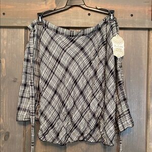 Black and White Plaid Skirt